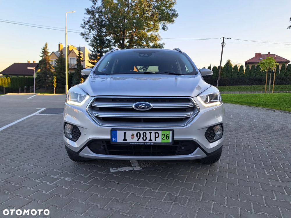 Ford Kuga - 36