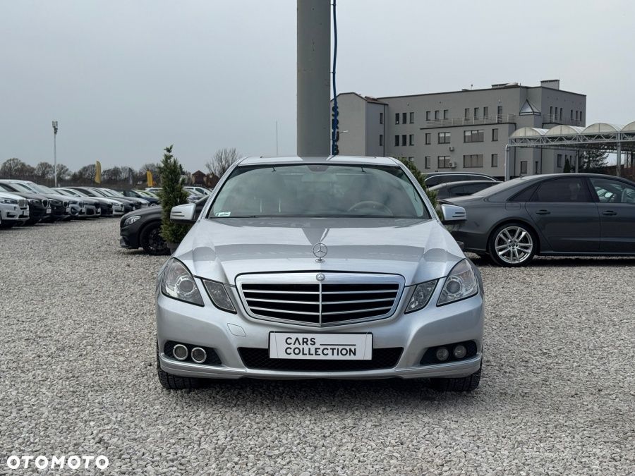 Mercedes-Benz Klasa E 350 4-Matic - 9