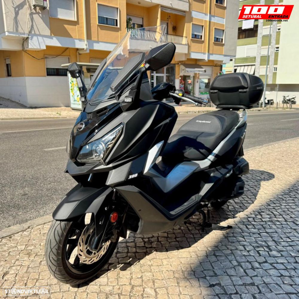 Sym Cruisym 300 - 1