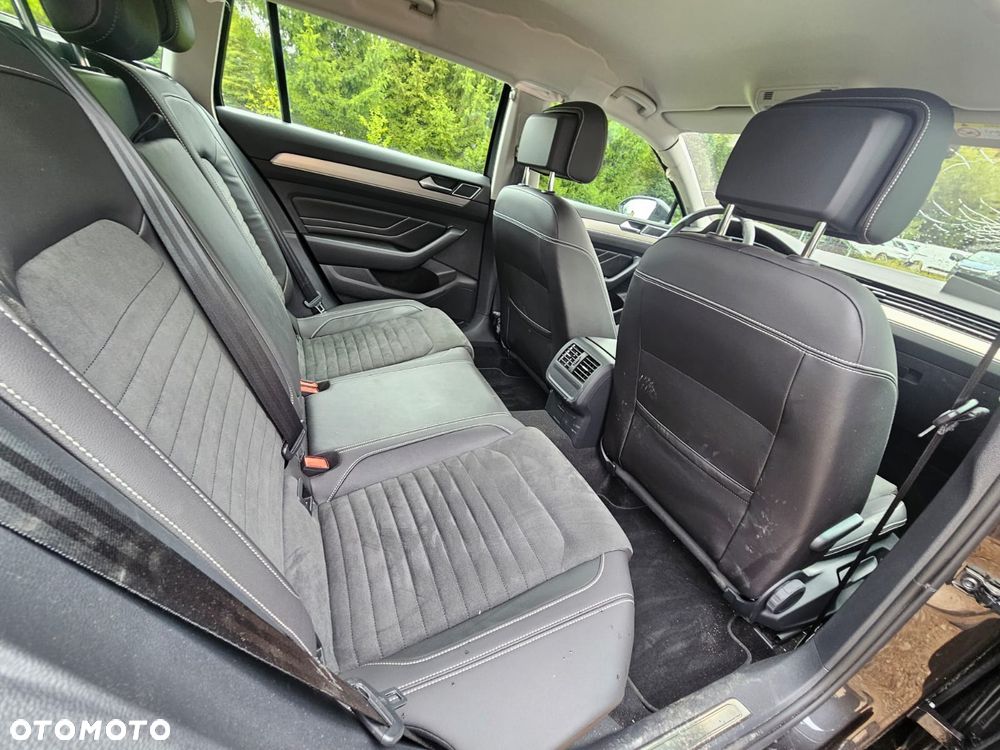 Volkswagen Passat - 29