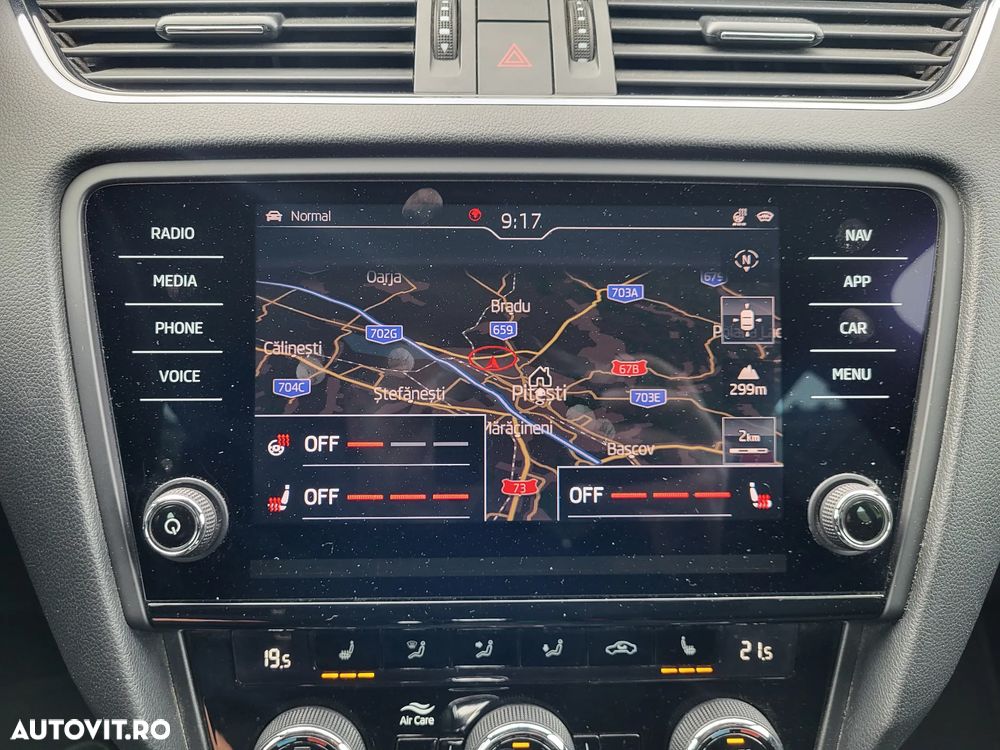 Skoda Octavia 2.0 TSI DSG RS - 24