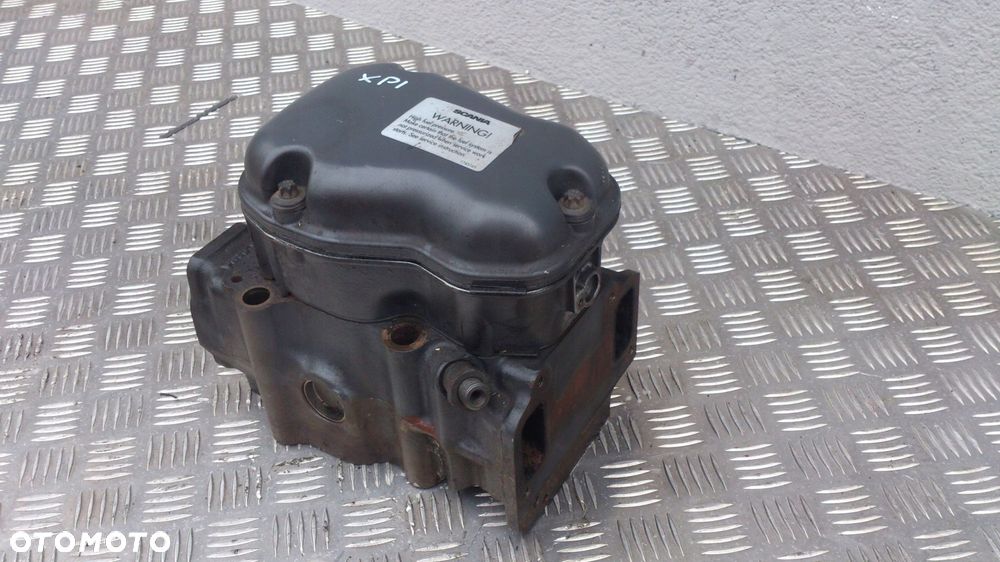 GŁOWICA SILNIKA SCANIA XPI - 2