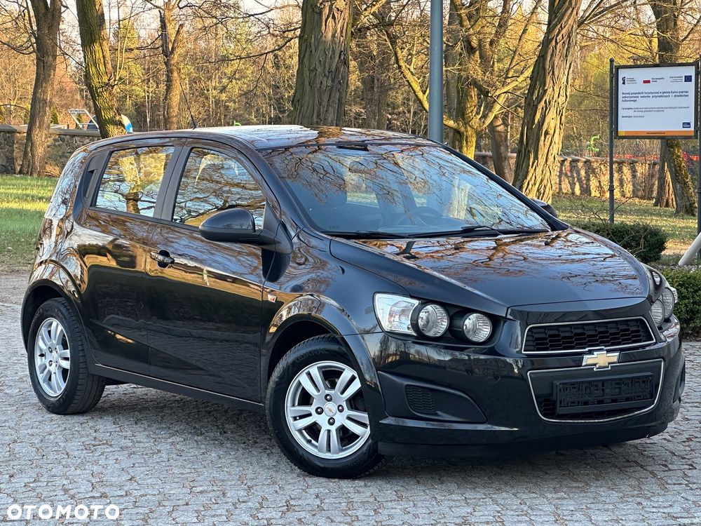 Chevrolet Aveo 1.4 16V Base - 13