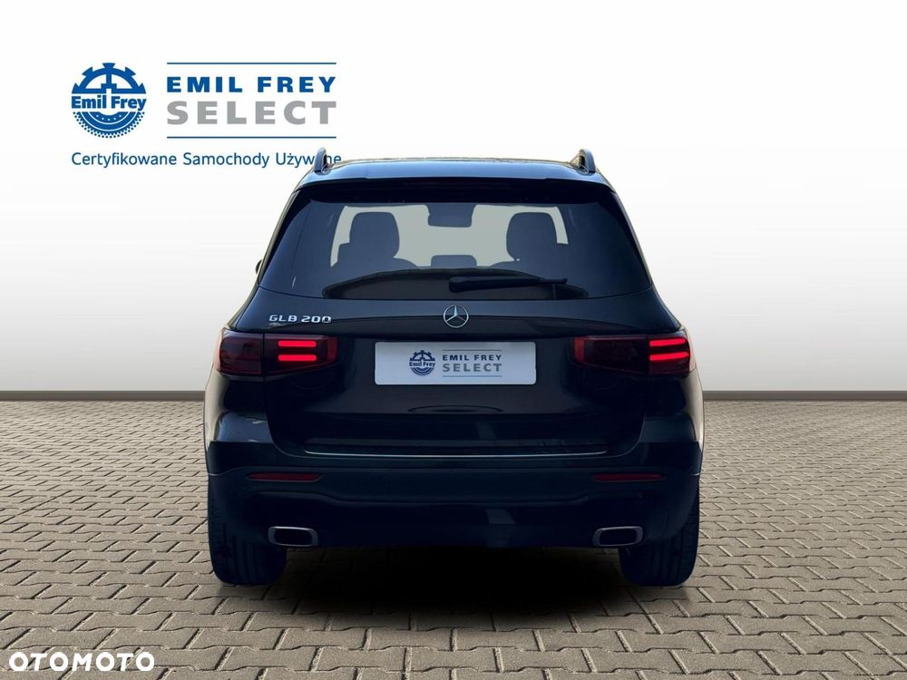 Mercedes-Benz GLB - 5