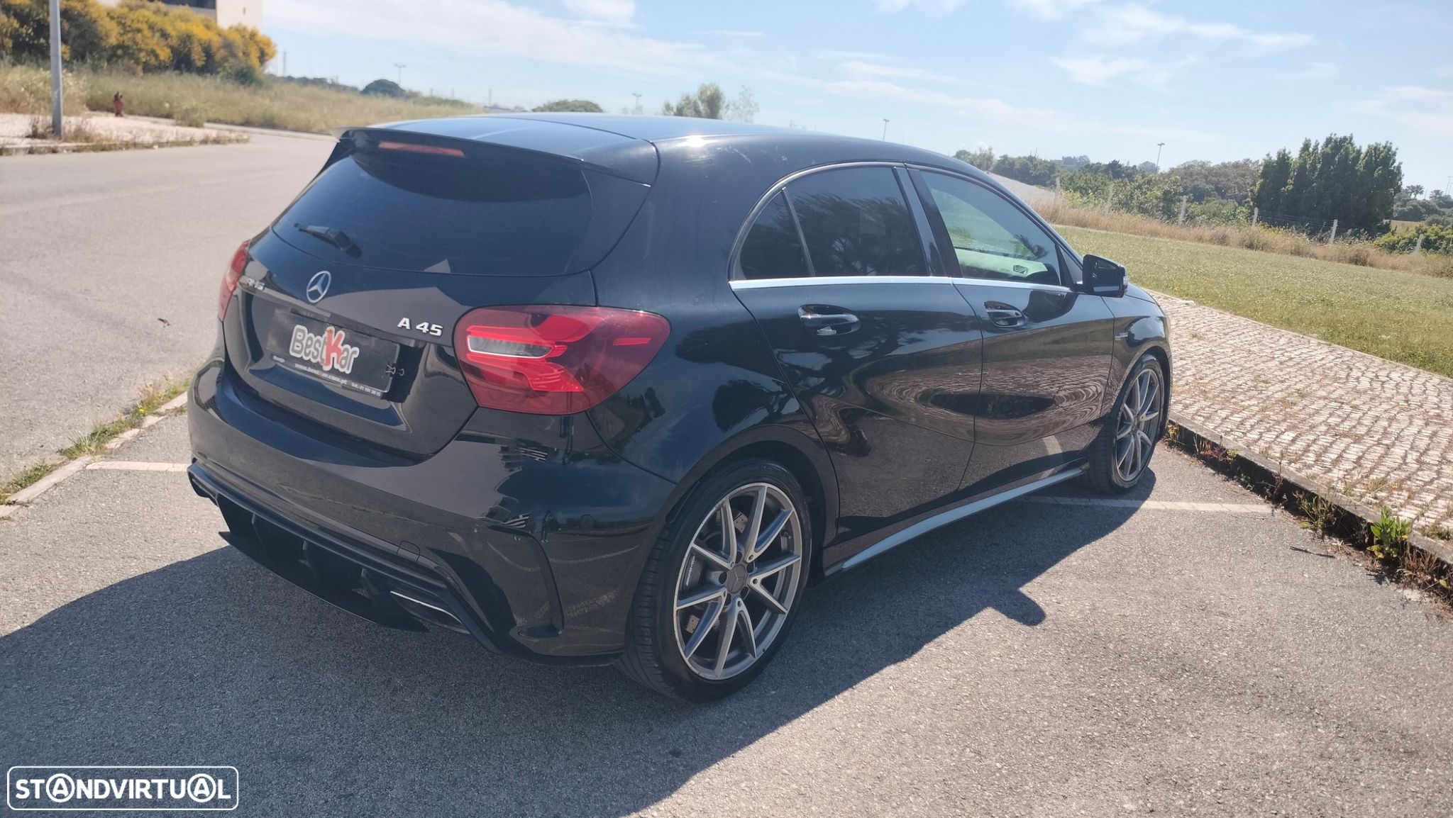 Mercedes-Benz A 45 AMG 4-Matic - 10
