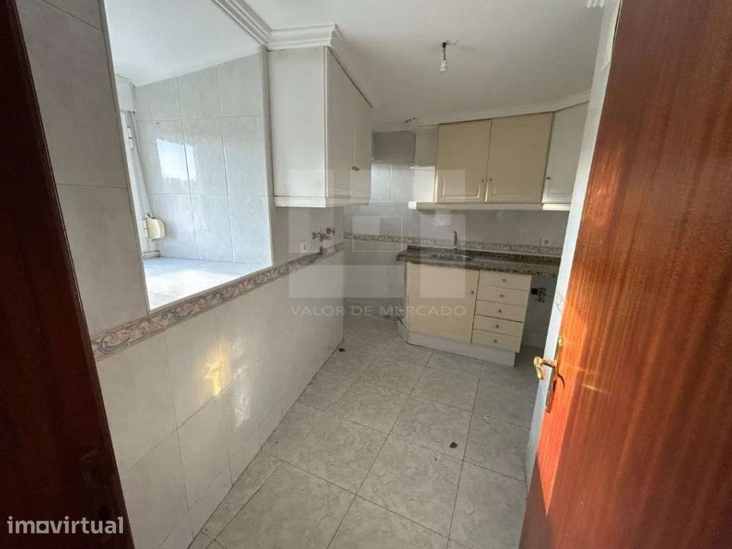 Apartamento T2 na Graça, Lisboa, perto de transportes públicos. - Grande imagem: 4/25