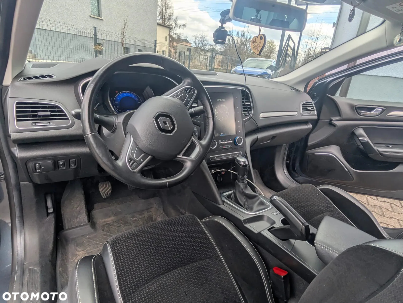 Renault Megane 1.3 TCe FAP Intens - 8