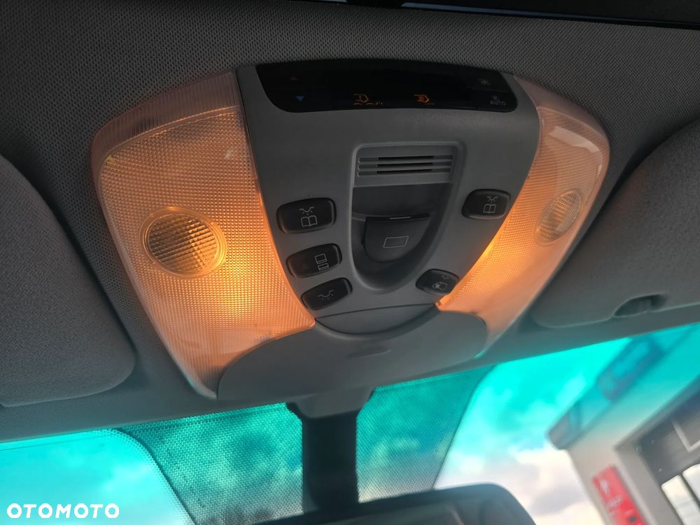 Mercedes-Benz Viano 3.0 CDI Ambiente (d³ugi) - 28