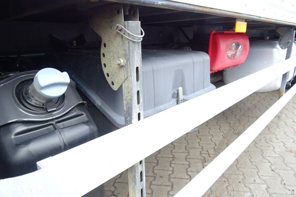 Mercedes-Benz ANTOS 1827 EURO 6, 19palet winda tylko 305tys.km udokumentowane - 23