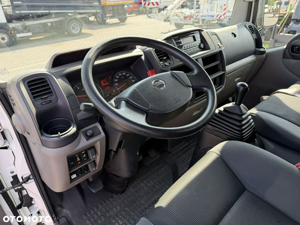 Nissan Cabstar - 23