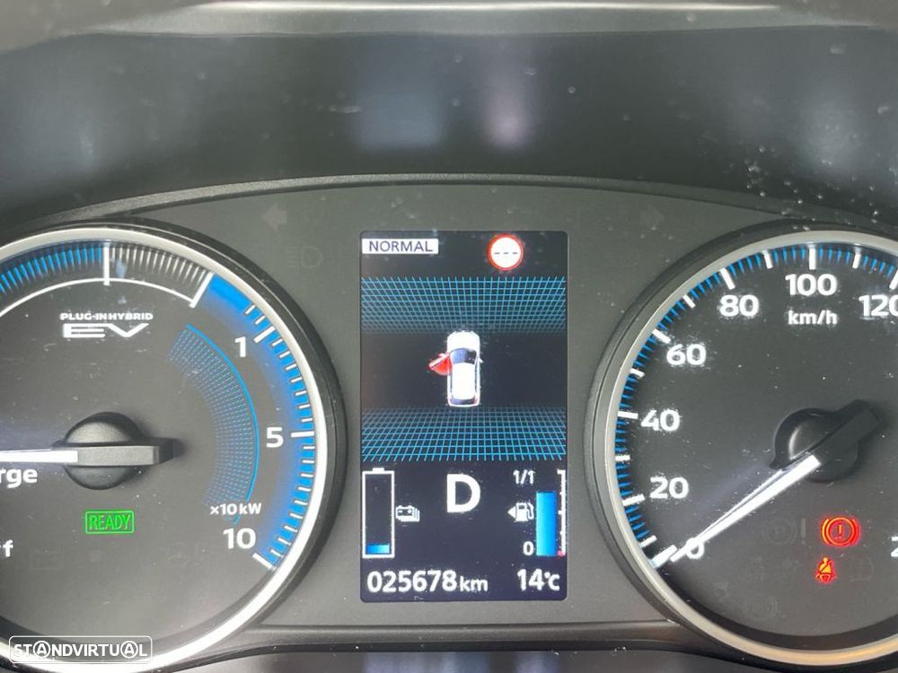 Mitsubishi Eclipse Cross 2.4 PHEV eMotion - 3