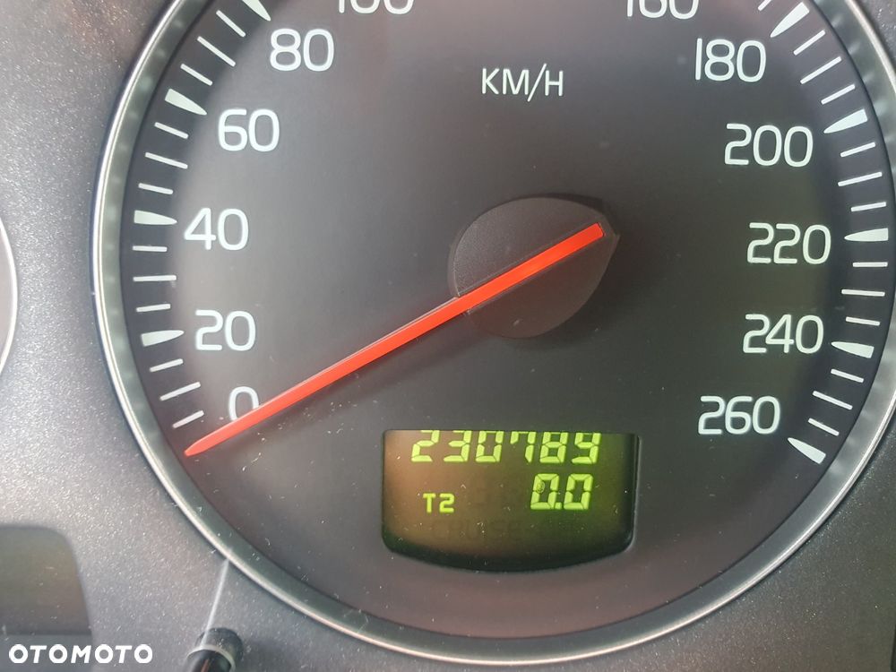 Volvo XC 90 - 31