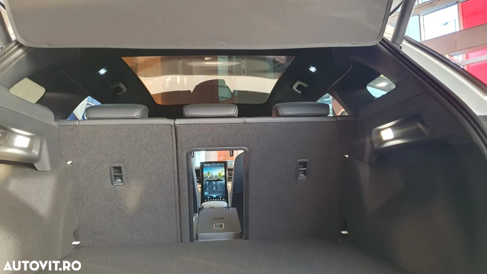 Ford Explorer RWD 77 kWh Extended Range Premium - 25