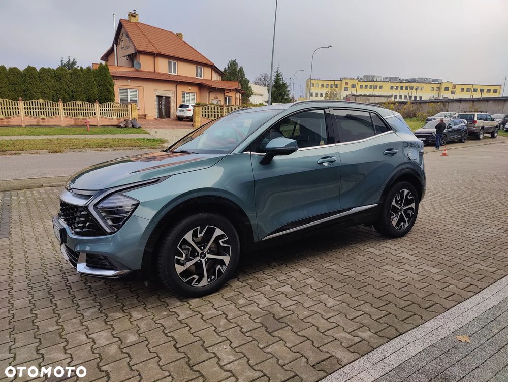 Kia Sportage 1.6 T-GDI HEV Business Line 2WD - 2