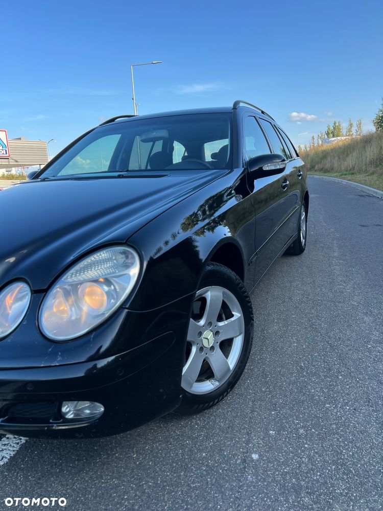 Mercedes-Benz Klasa E 270 CDI T Classic - 16