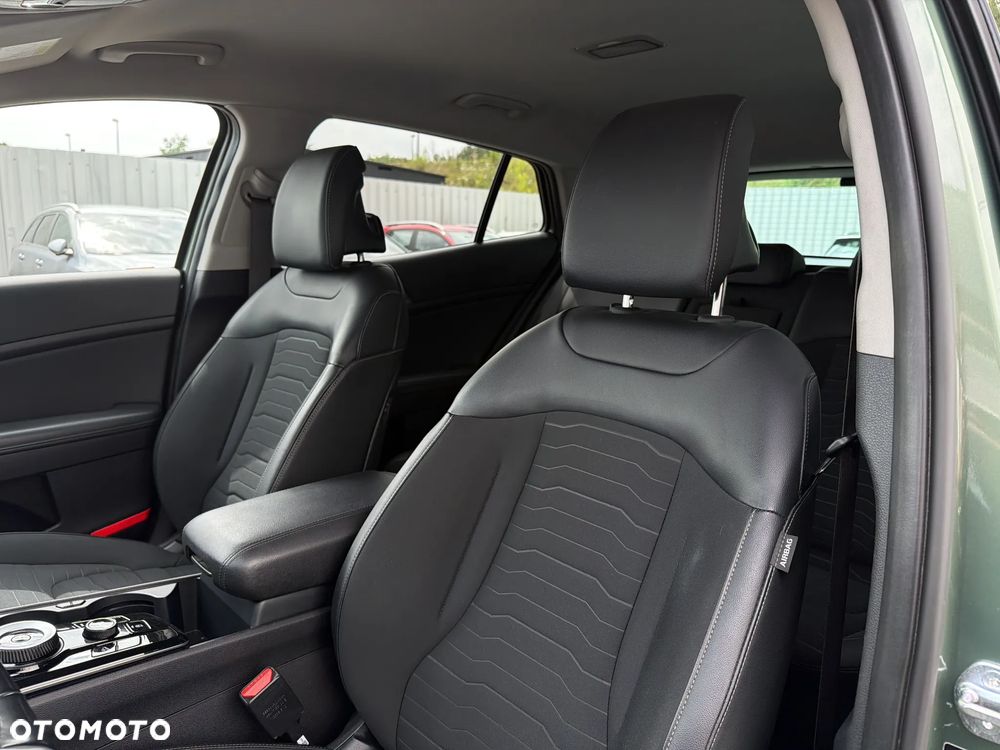 Kia Sportage 1.6 T-GDI MHEV Business Line 2WD DCT - 12
