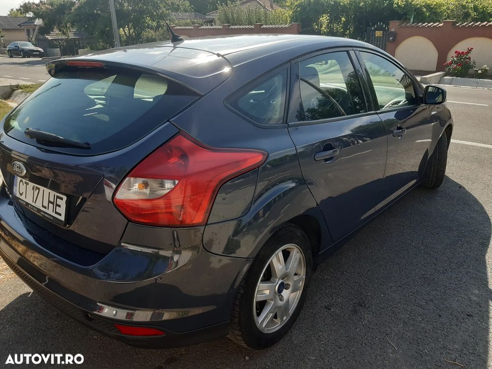 Ford Focus - 4