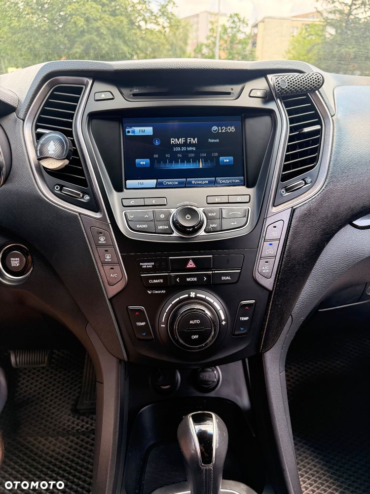 Hyundai Santa Fe 2.2 CRDi Premium 7os - 23