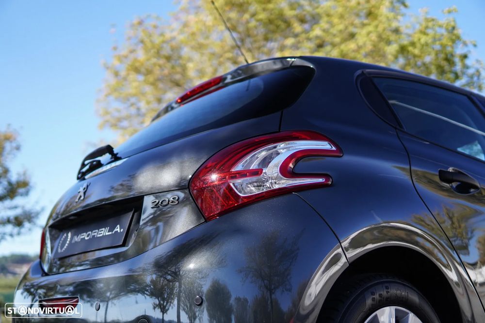 Peugeot 208 1.2 PureTech Style - 26