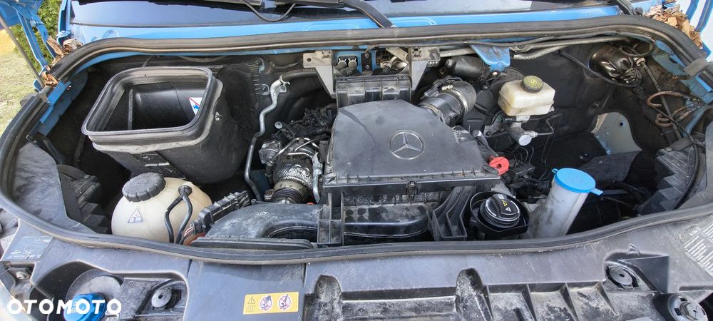 Mercedes-Benz Sprinter - 10
