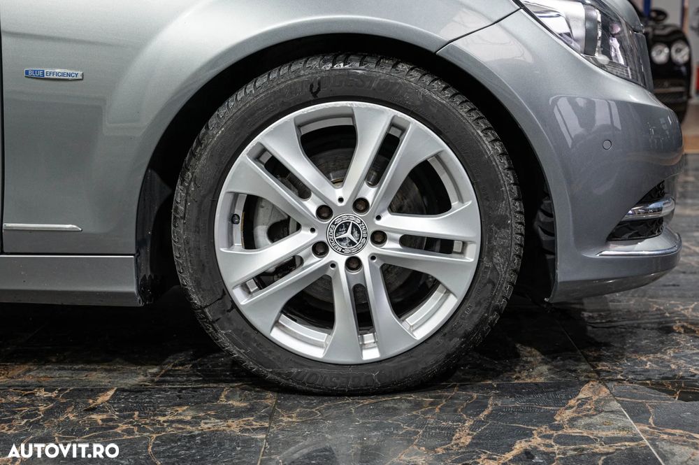 Mercedes-Benz C 250 (BlueTEC) d 4Matic 7G-TRONIC AMG Line - 9