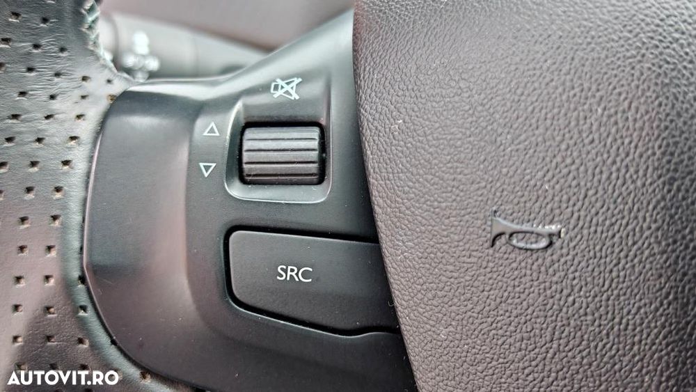 Peugeot 2008 PureTech 110 Stop&Start EAT6 Crossway - 21