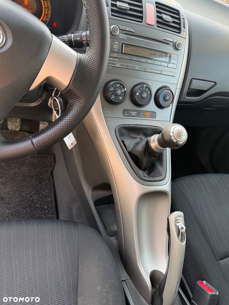 Toyota Auris 1.6 VVT-i Prestige Start - 10