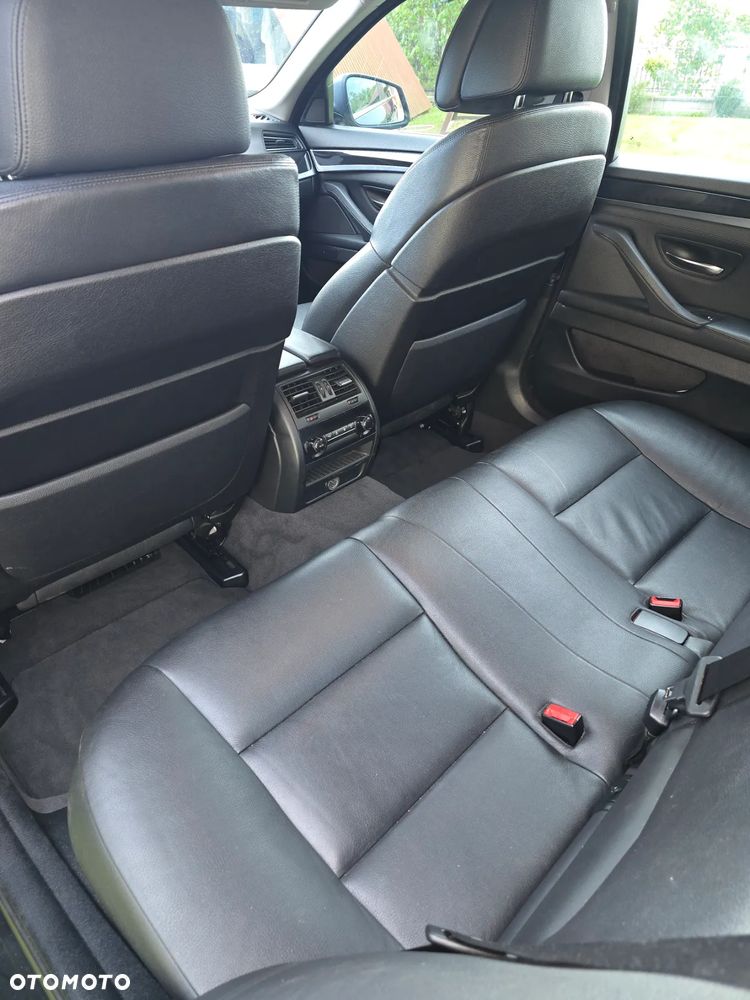 BMW Seria 5 530d xDrive - 8