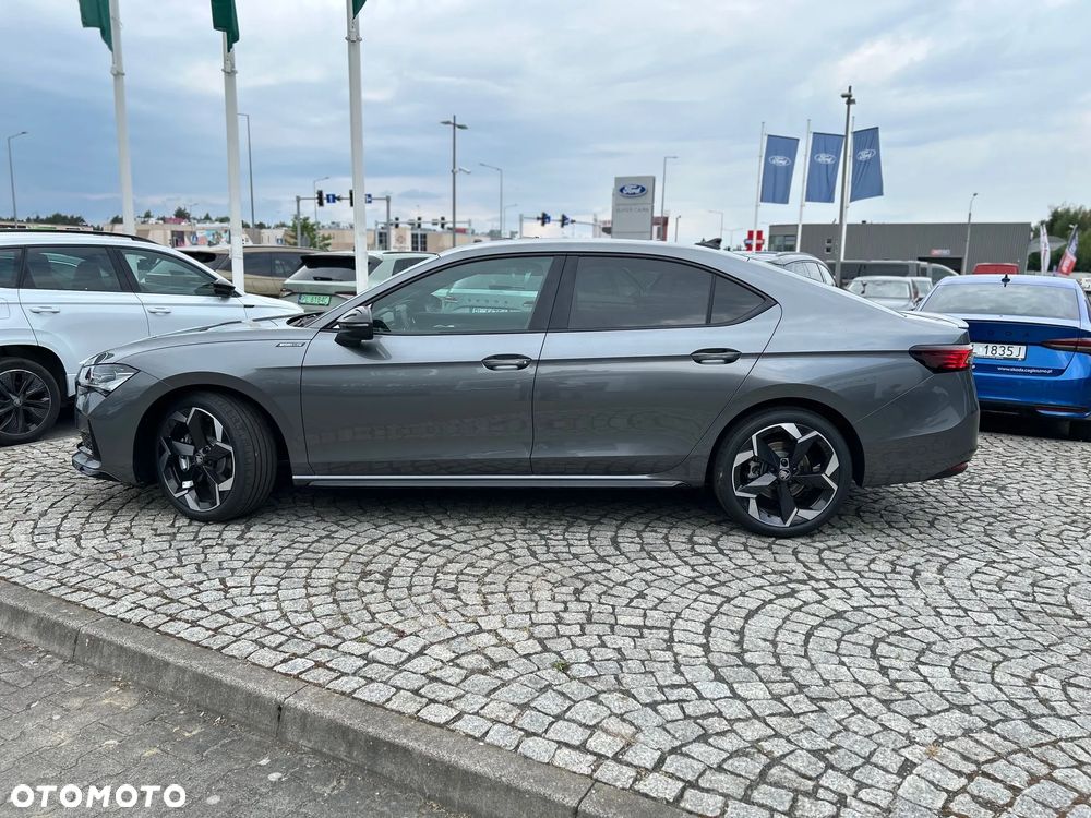 Skoda Superb 2.0 TDI SCR 4x4 Sportline DSG - 8