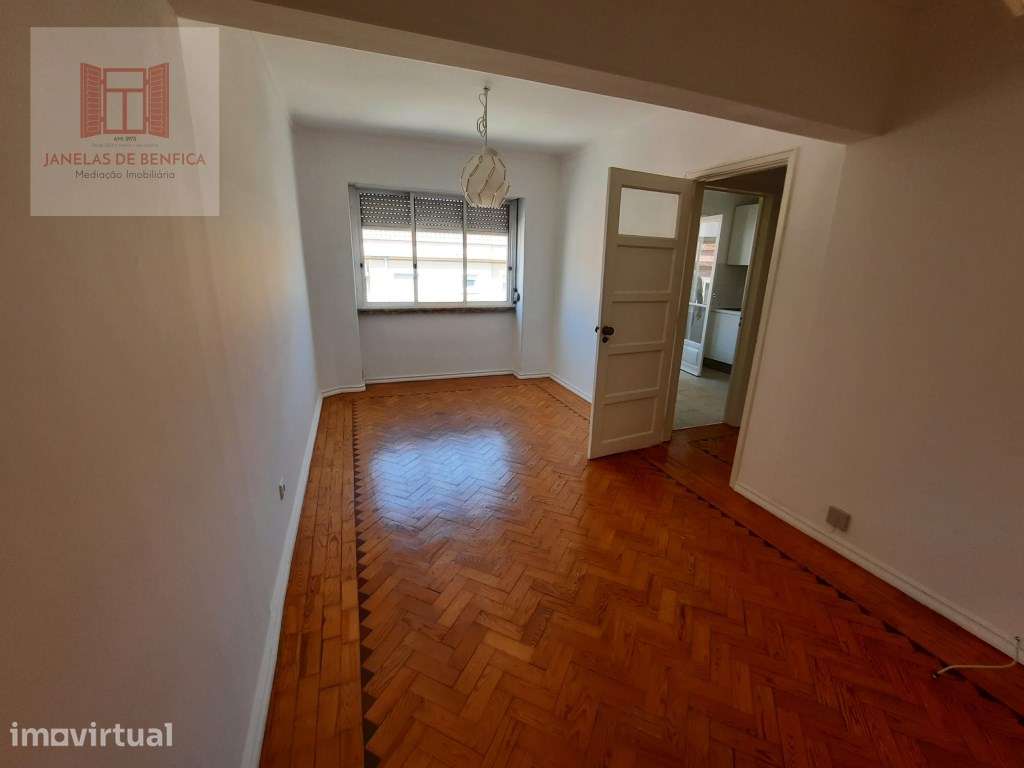 T 2 - Arrenda-se Sete rios - Lisboa - Grande imagem: 2/26