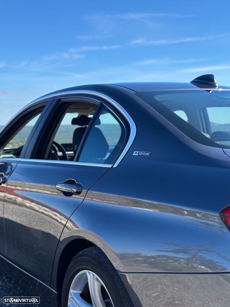 BMW 330 e iPerformance - 10