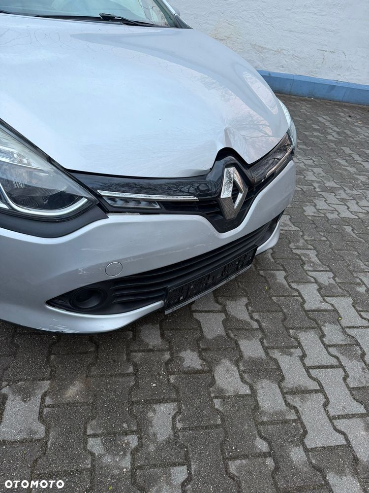 Renault Clio 1.2 16V 75 Experience - 23