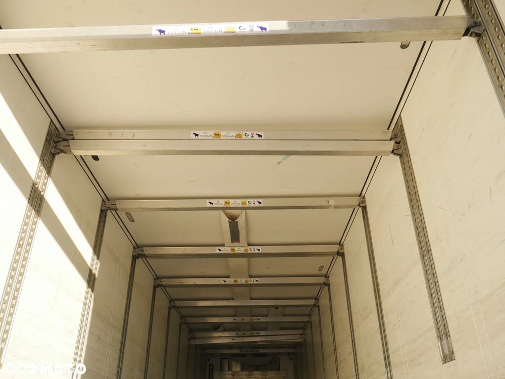 Schmitz Cargobull Chłodnia / Thermo King 300 / Doppelstock / TIP 641815 - 17