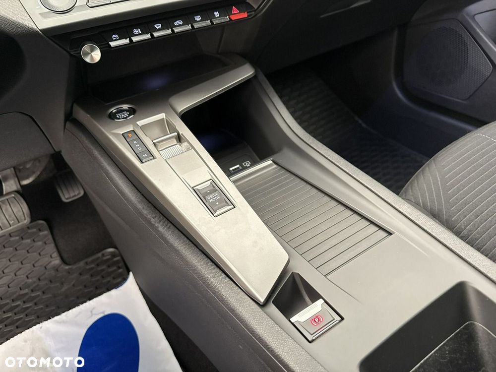 Peugeot 308 - 17