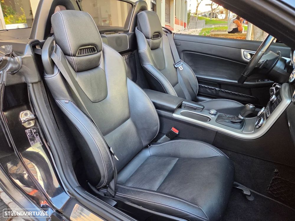 Mercedes-Benz SLK 200 (BlueEFFICIENCY) 7G-TRONIC - 15