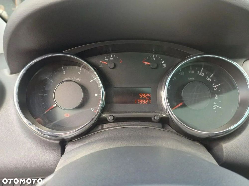 Peugeot 5008 1.6 Active 7os - 10