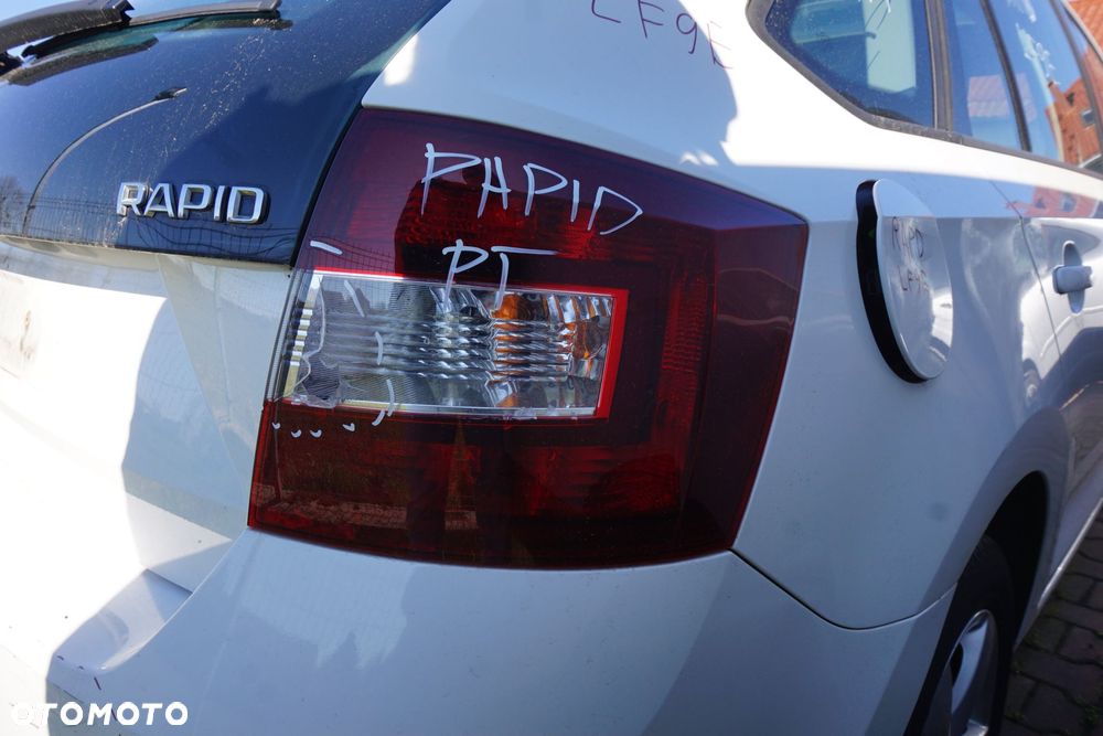LAMPA TYLNA PRAWA RAPID NH3 HB  SKODA 2012-2019 - 1