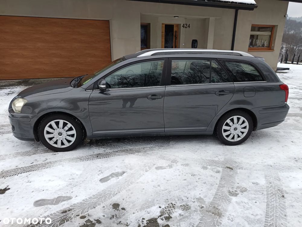 Toyota Avensis 2.0 D-4D - 2