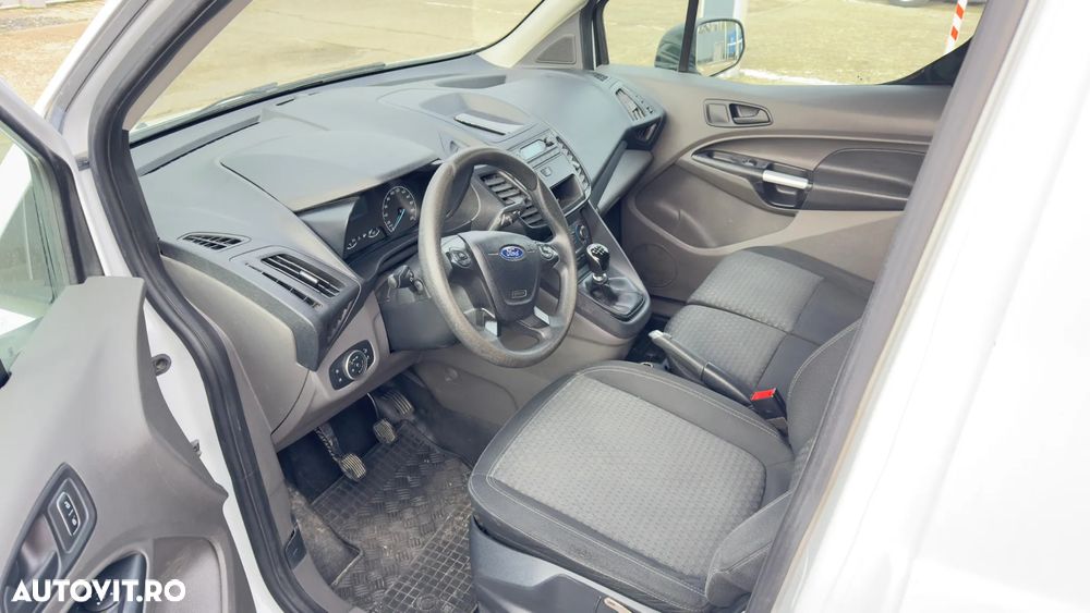 Ford Transit Connect - 7