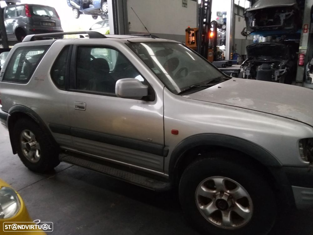 Opel Frontera B 2.2CL - 1