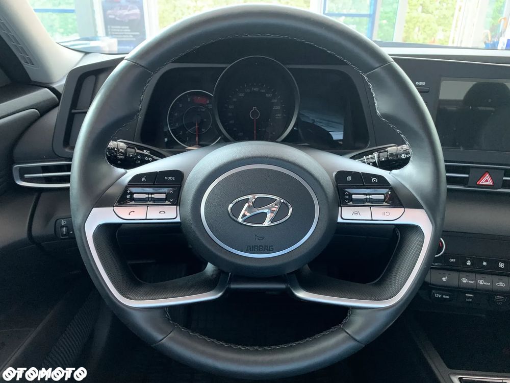 Hyundai Elantra 1.6 Smart - 9