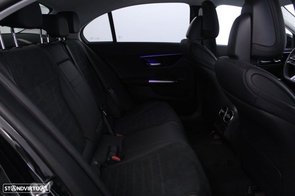 Mercedes-Benz C 300 de AMG Line - 15