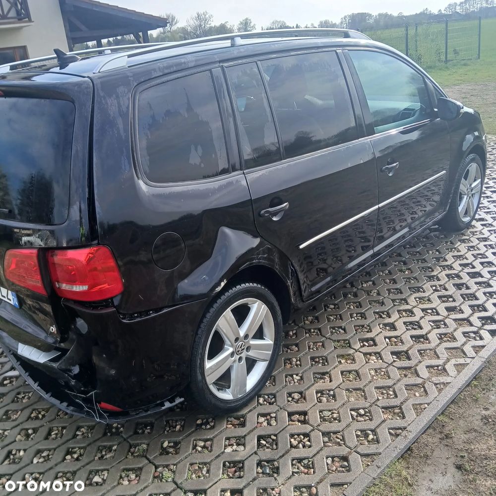 Volkswagen Touran 1.6 TDI DPF BlueMotion Technology DSG Comfortline - 14