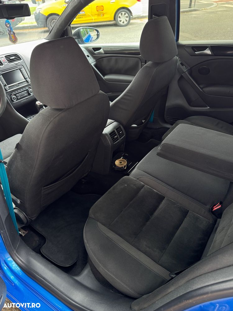 Volkswagen Golf 2.0 TDI Highline - 9