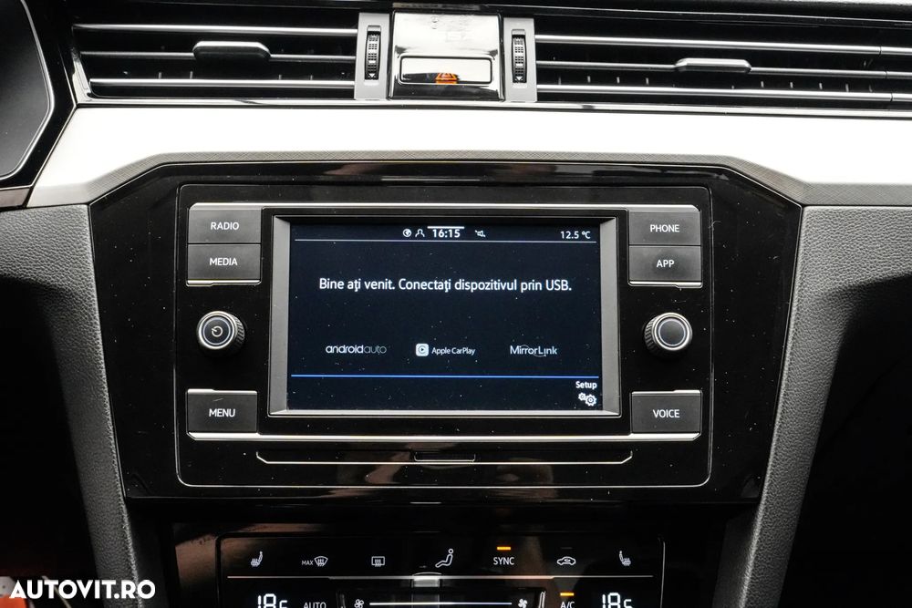 Volkswagen Passat 2.0 TDI DSG Comfortline - 21