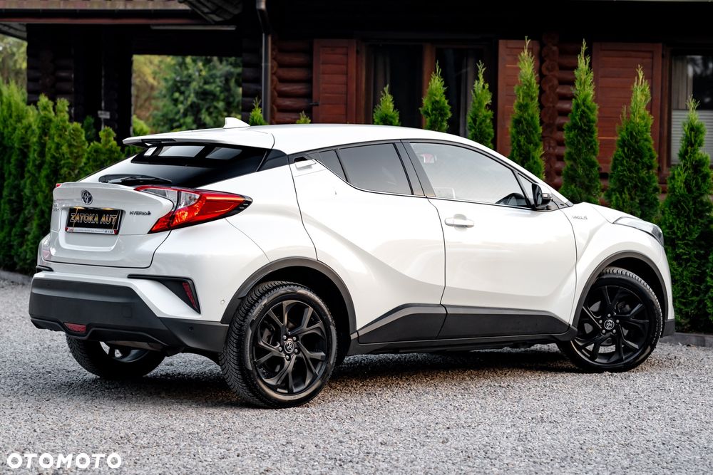 Toyota C-HR Style Selection - 16