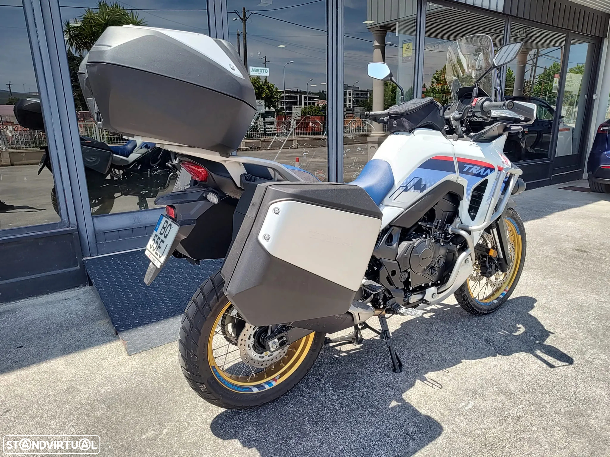 Honda Transalp 750 - 16
