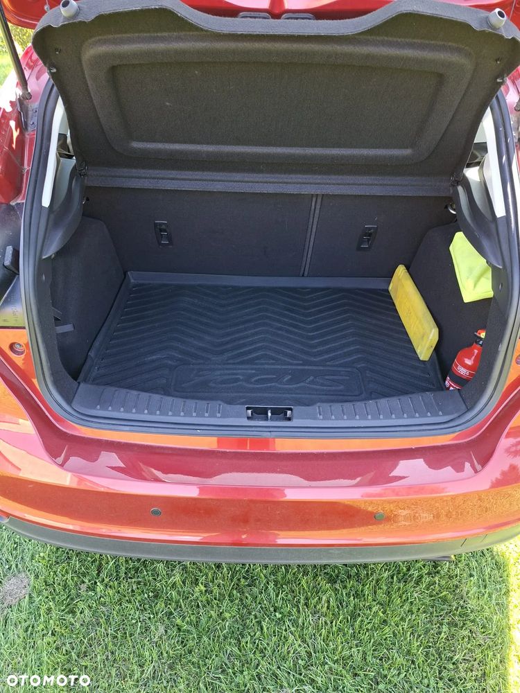 Ford Focus 1.5 EcoBoost Titanium ASS - 3
