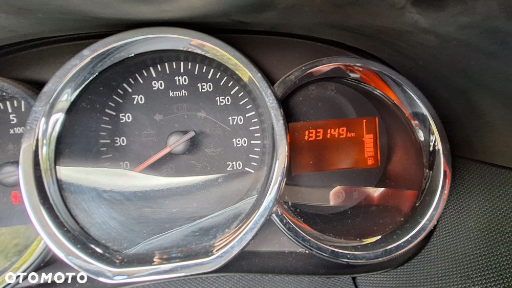 Dacia Duster 1.6 - 6