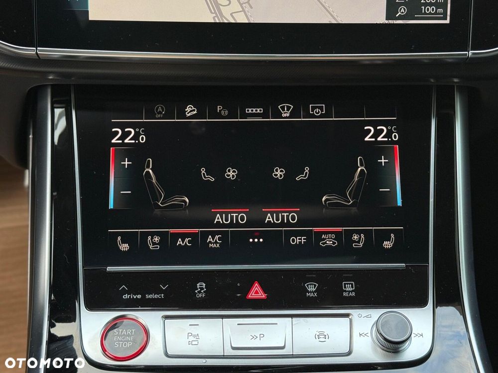 Audi RS Q8 - 30